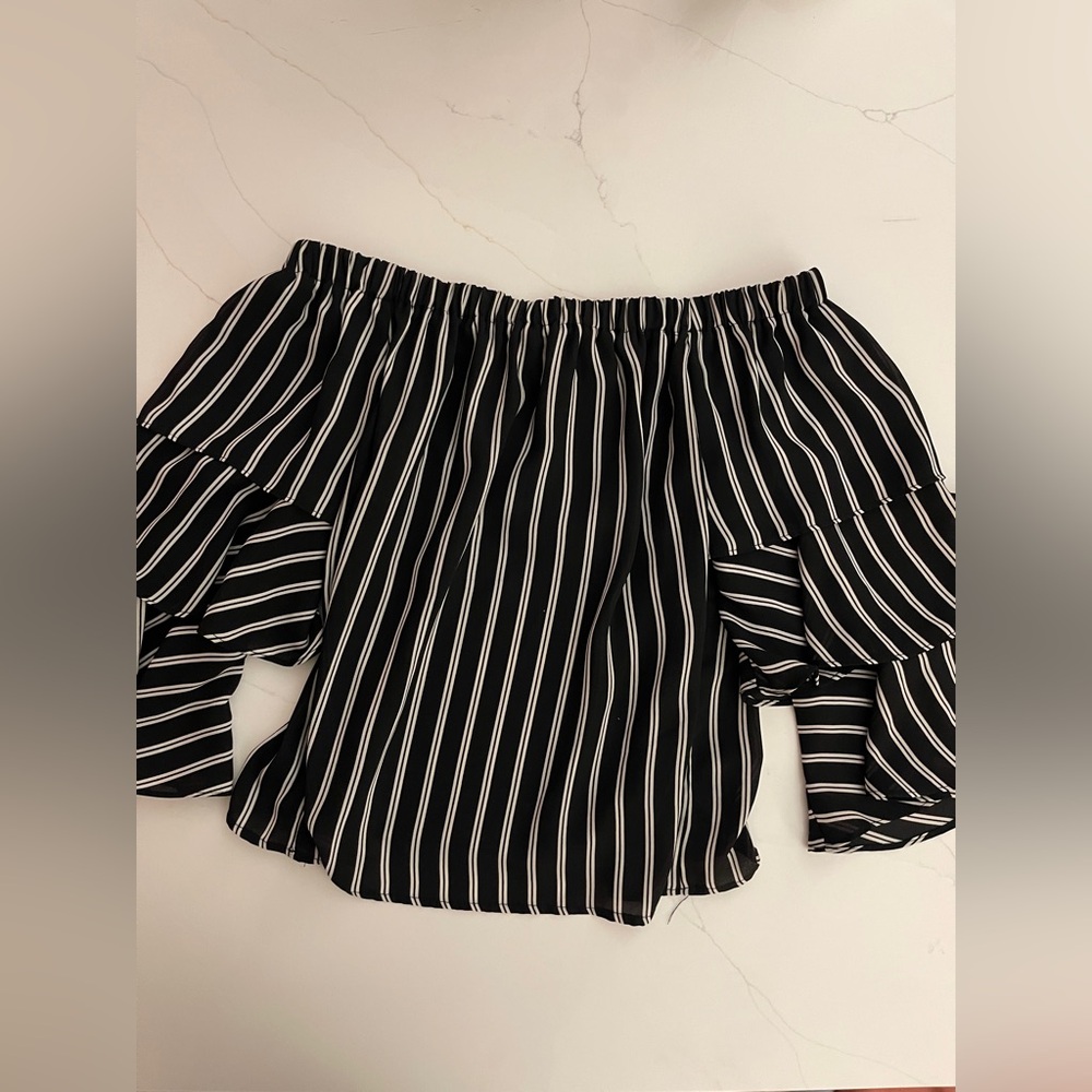 Black and White Striped Off-Shoulder Top, M